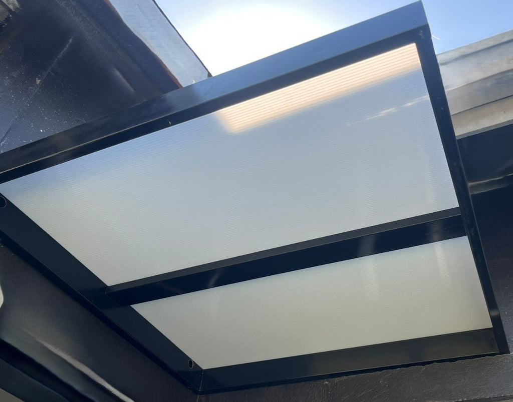 Ashwoodcreations - Pre-assembled Metal Multiwall Awning - 1m 1.5m