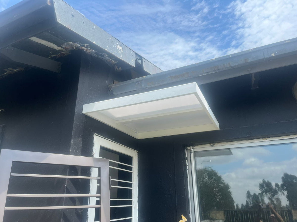 Ashwoodcreations - Pre-assembled Metal Multiwall Awning - 1m x2.1m
