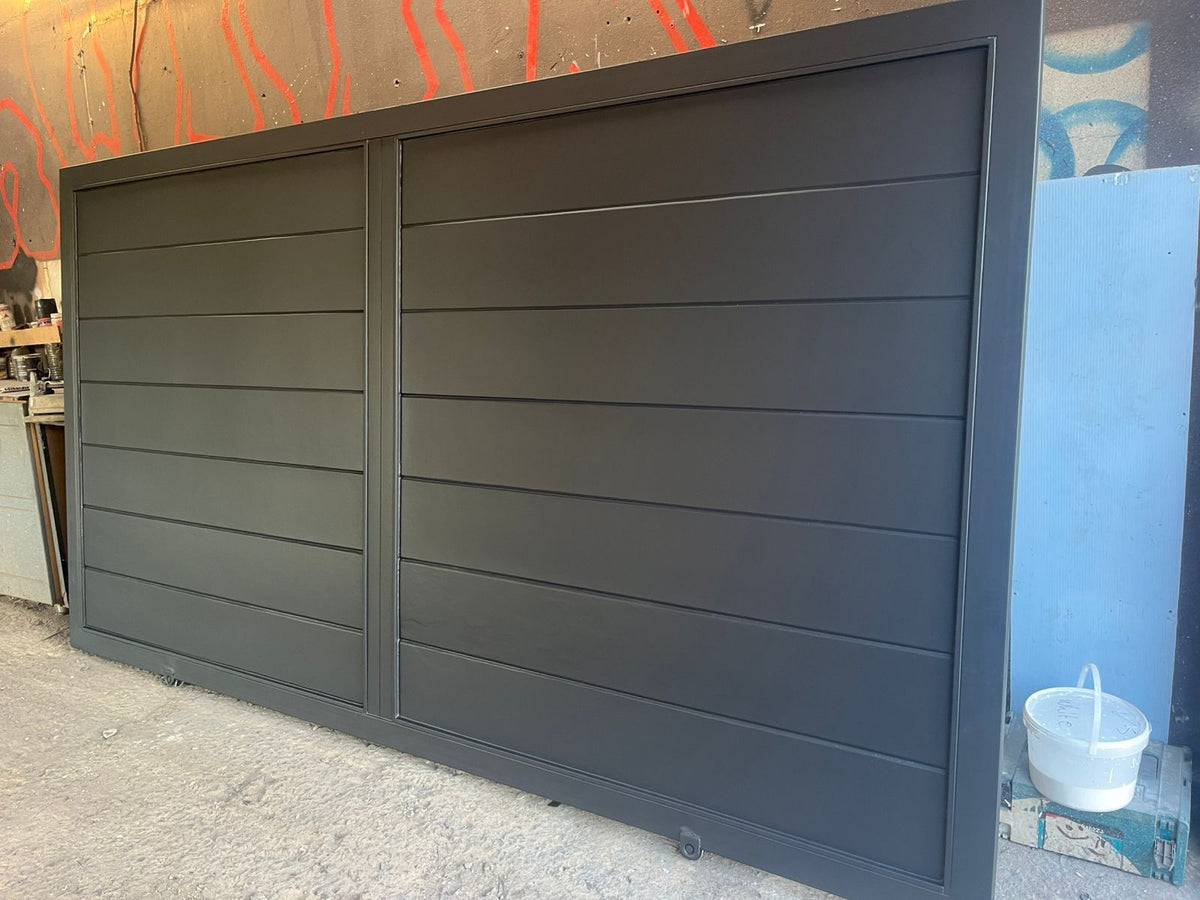 Ashwood Horizontal slat gate