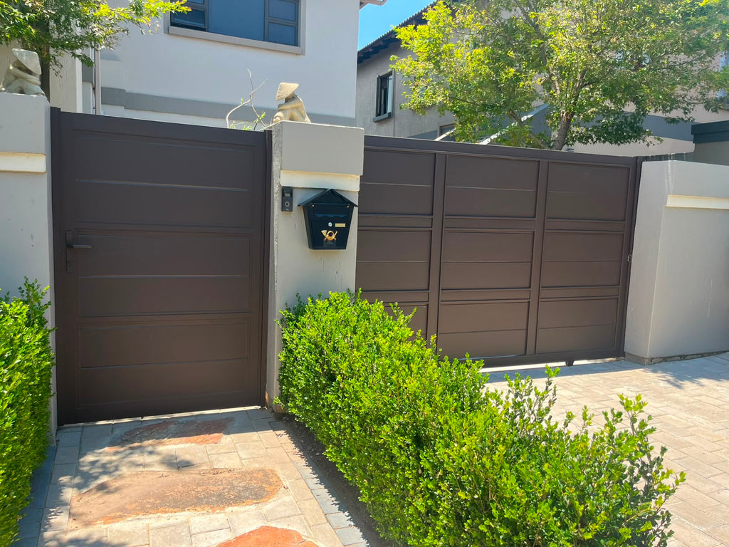 Contemporary Steel Sliding Gate