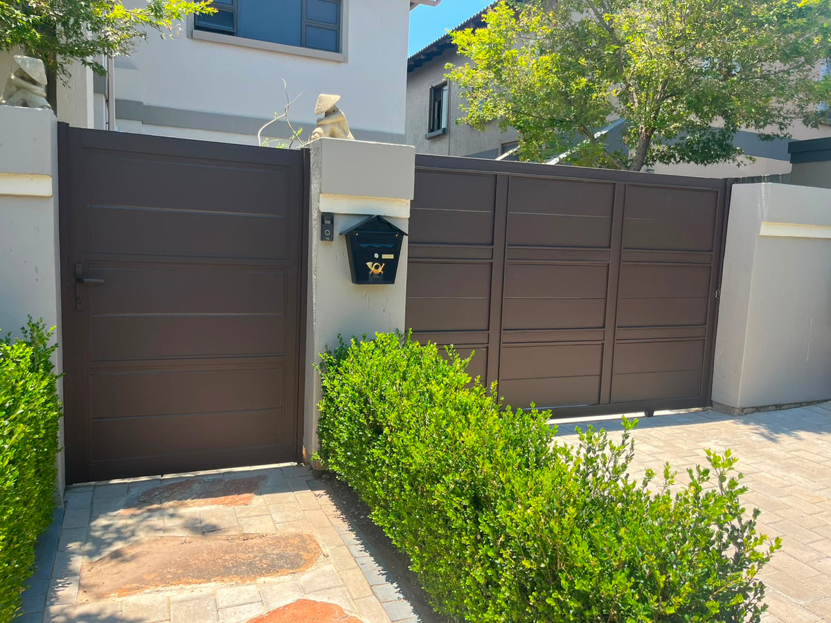Contemporary Steel Sliding Gate